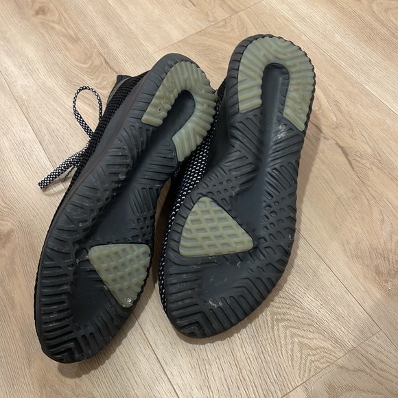 Men’s Adidas - Picture 2 of 5